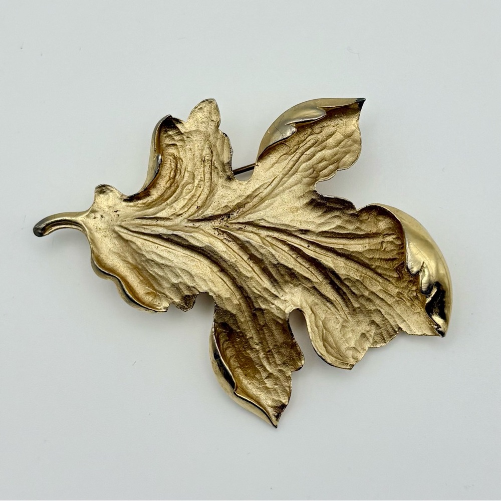 Vintage Coro Gold Leaf Pin